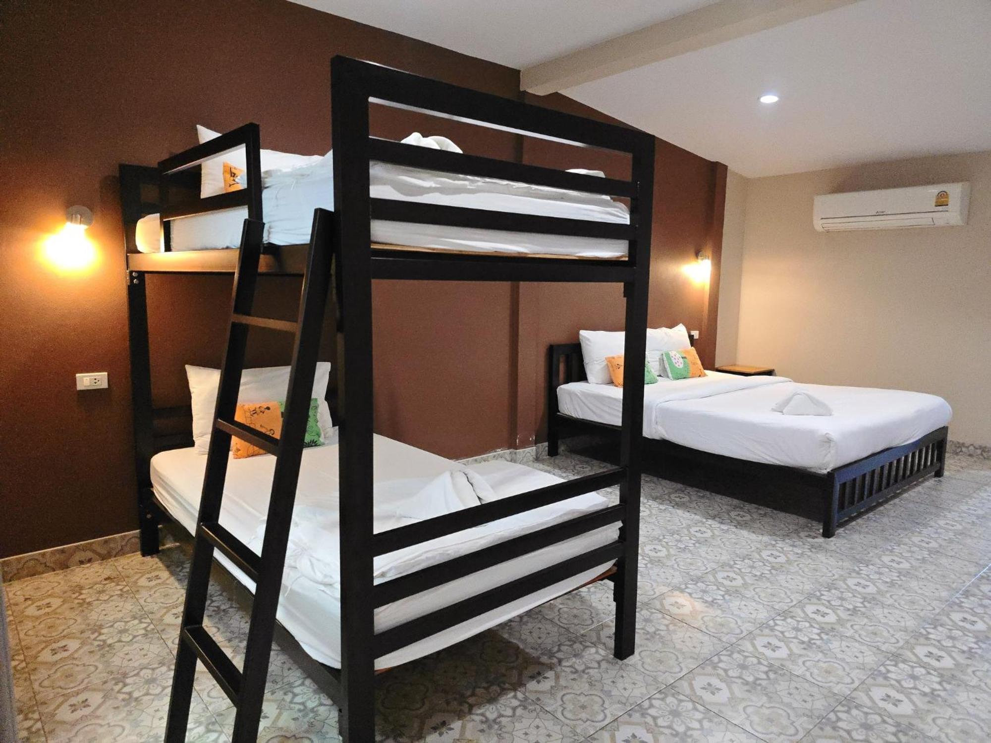 Warmwell Hostel Ban Chuk Kum Dış mekan fotoğraf